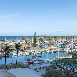 https://marbella-lane-oceanview-suite-steps-to-beach.hotelsinhawaii.org