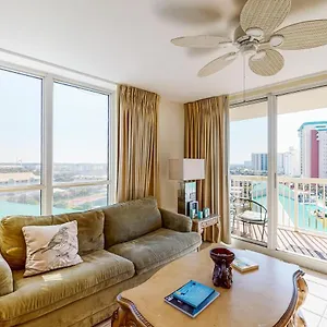 Pelican 818 Destin