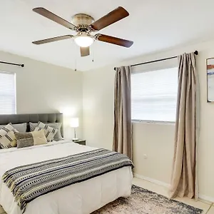 https://pet-friendly-lakeland-escape-with-private-33803-4360.hotelstampa.org