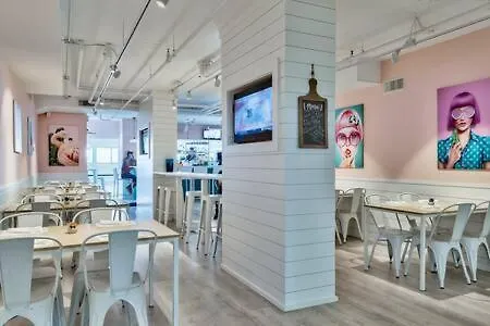 The Scallop By Brightwild-Beachfront Condo Destin 0*,  United States