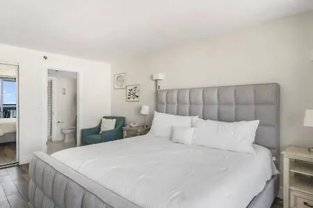 The Scallop By Brightwild-Beachfront Condo Destin 0*,